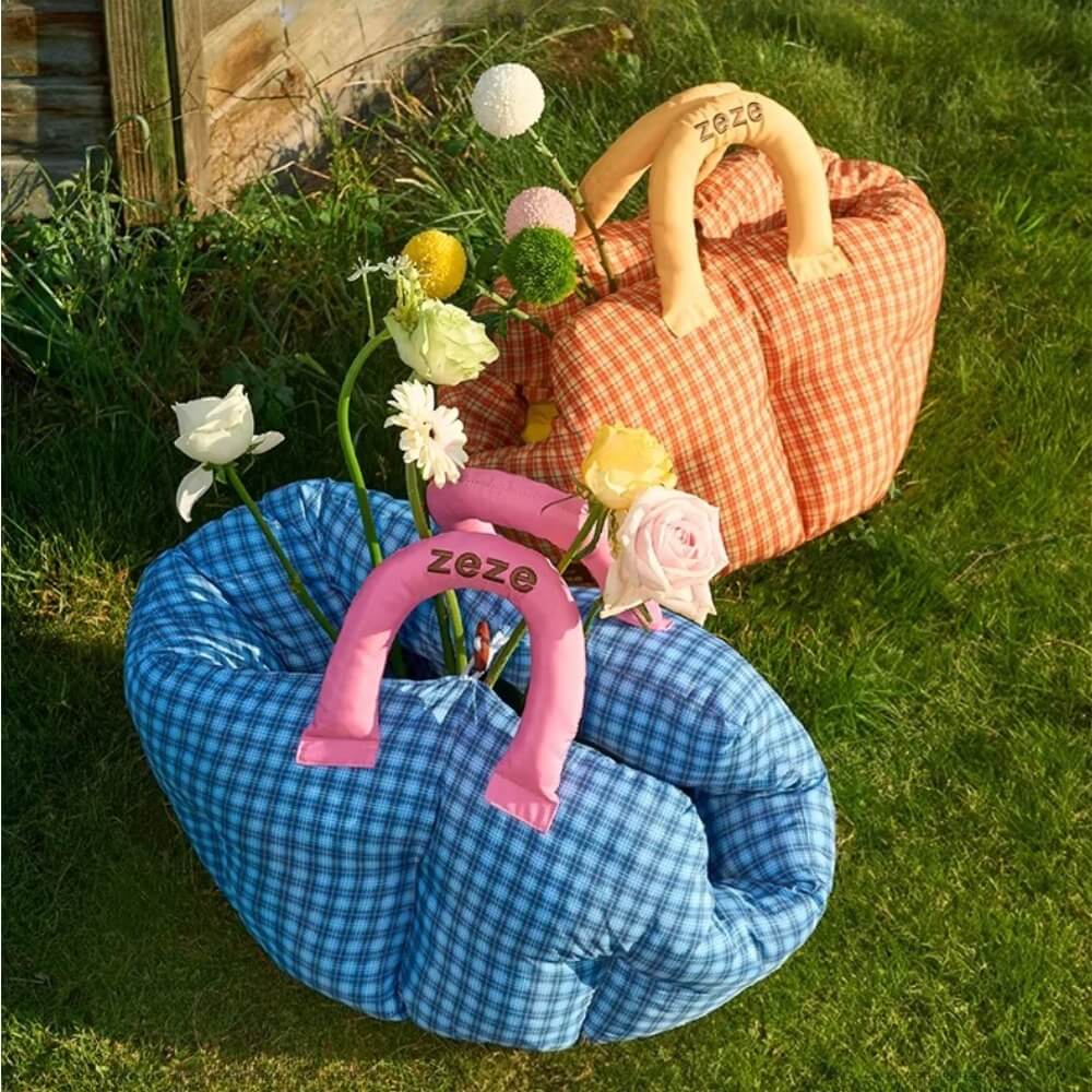 ArtisanUni Portable Car Bed